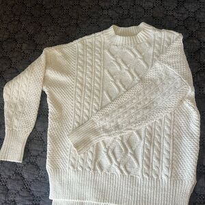 Abercrombie & Fitch Cream Chunky Knit Sweater